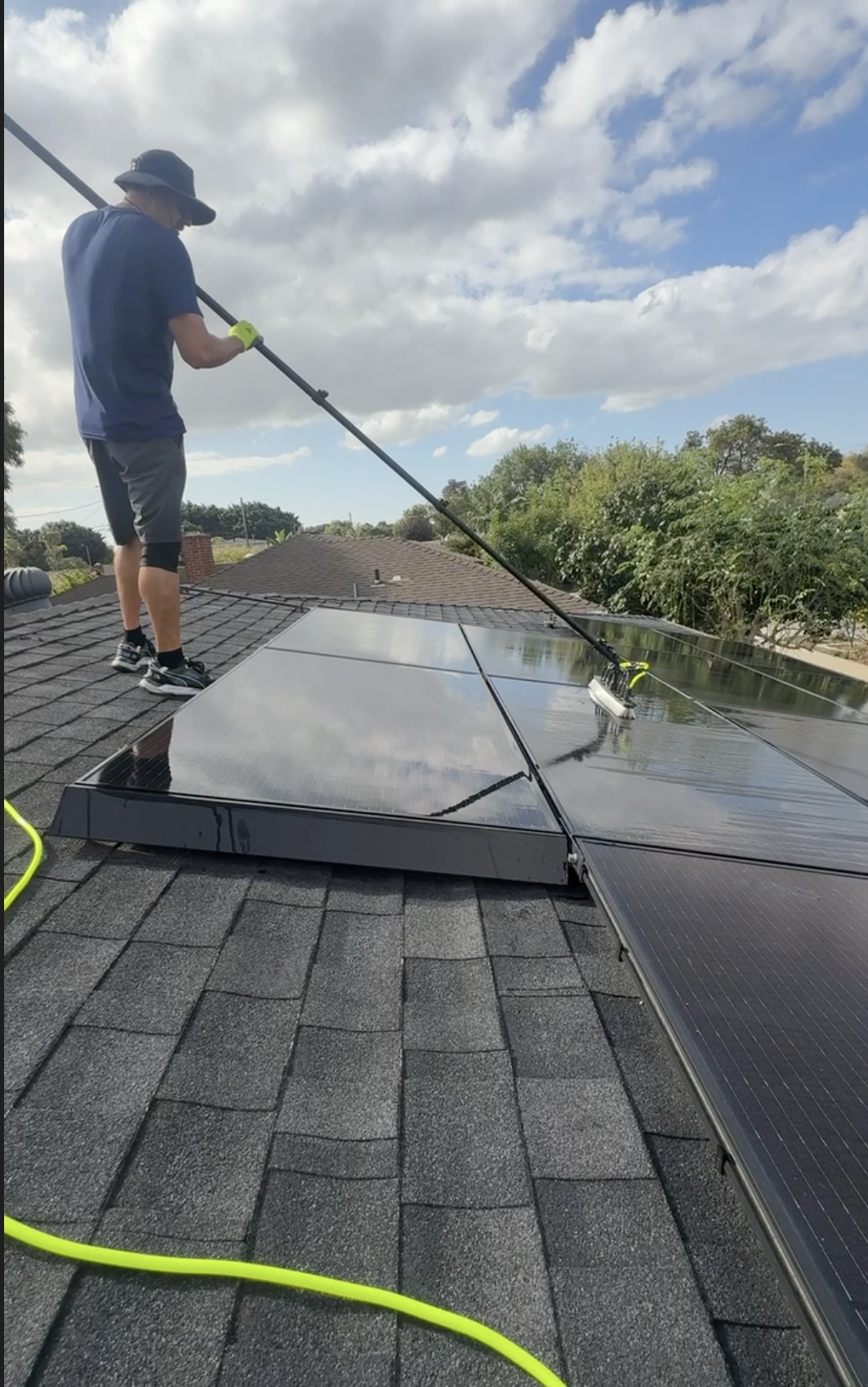 LightBeam Solar Clean LLC gallery photo